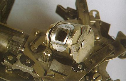 g11bolt.jpg (21899 �ֽ�)