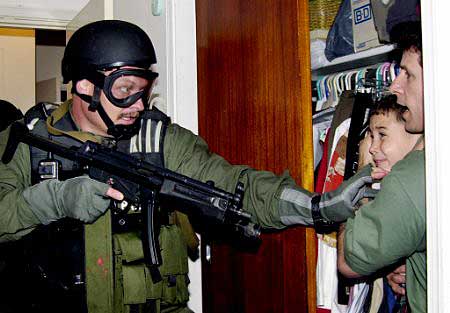 elian3.jpg (27351 �ֽ�)