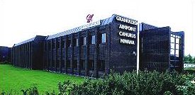 building.JPG (12986 �ֽ�)